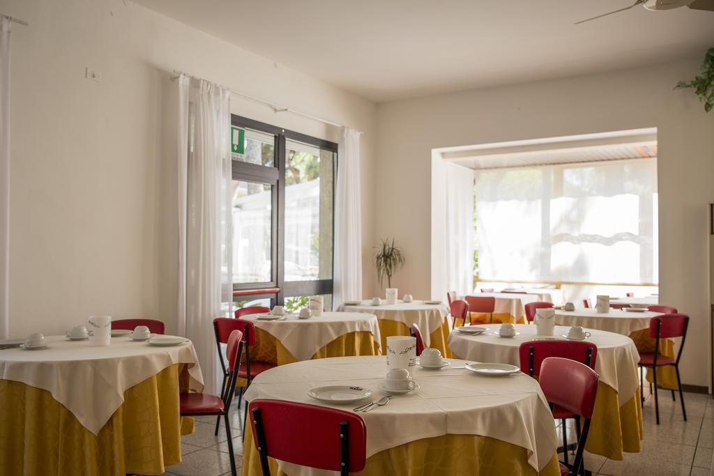 Hotel Meris Μιλάνο Μαριτίμα Εξωτερικό φωτογραφία